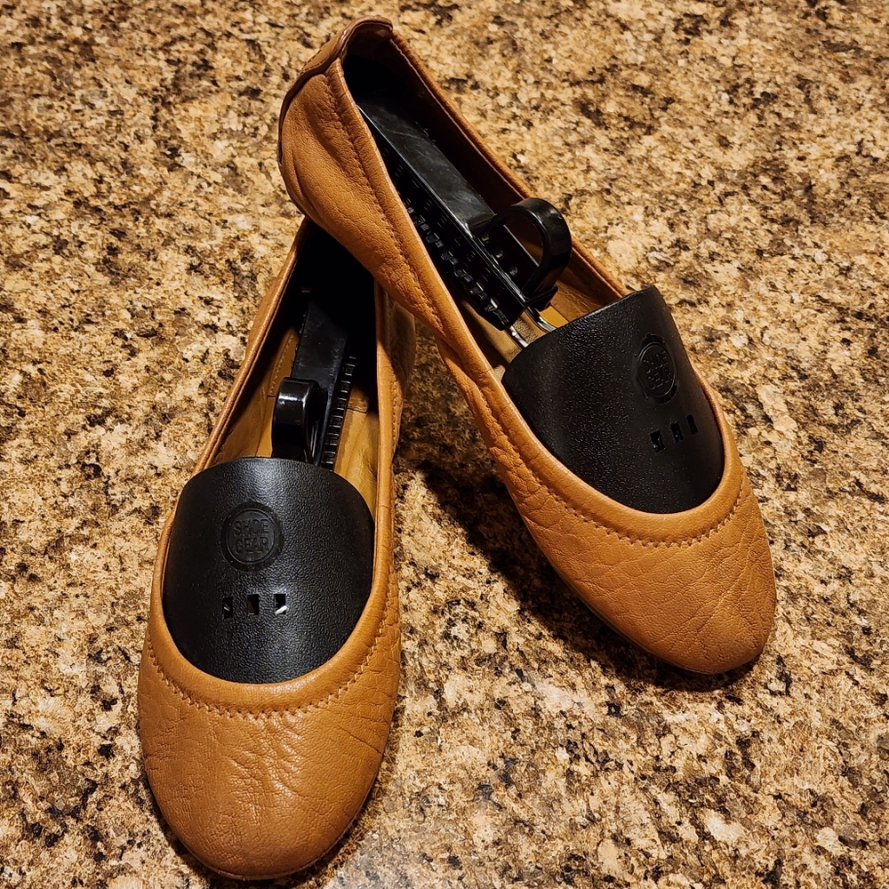 TORY BURCH "Eddie" Ballet Flats - Brown/Tan - Size 6